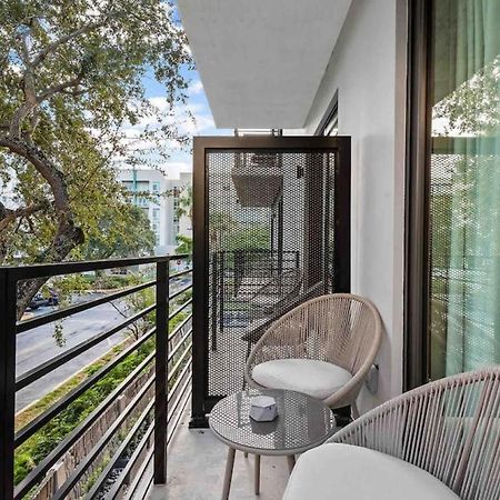 Pretty Rola 202 Modern Industrial Apt W King Bed ฟอร์ต ลอเดอร์เดล ภายนอก รูปภาพ