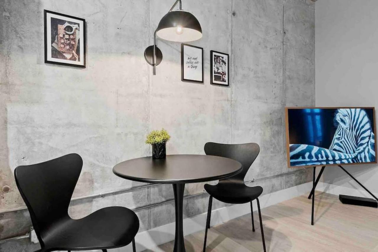 Pretty Rola 202 Modern Industrial Apt W King Bed ฟอร์ต ลอเดอร์เดล ภายนอก รูปภาพ